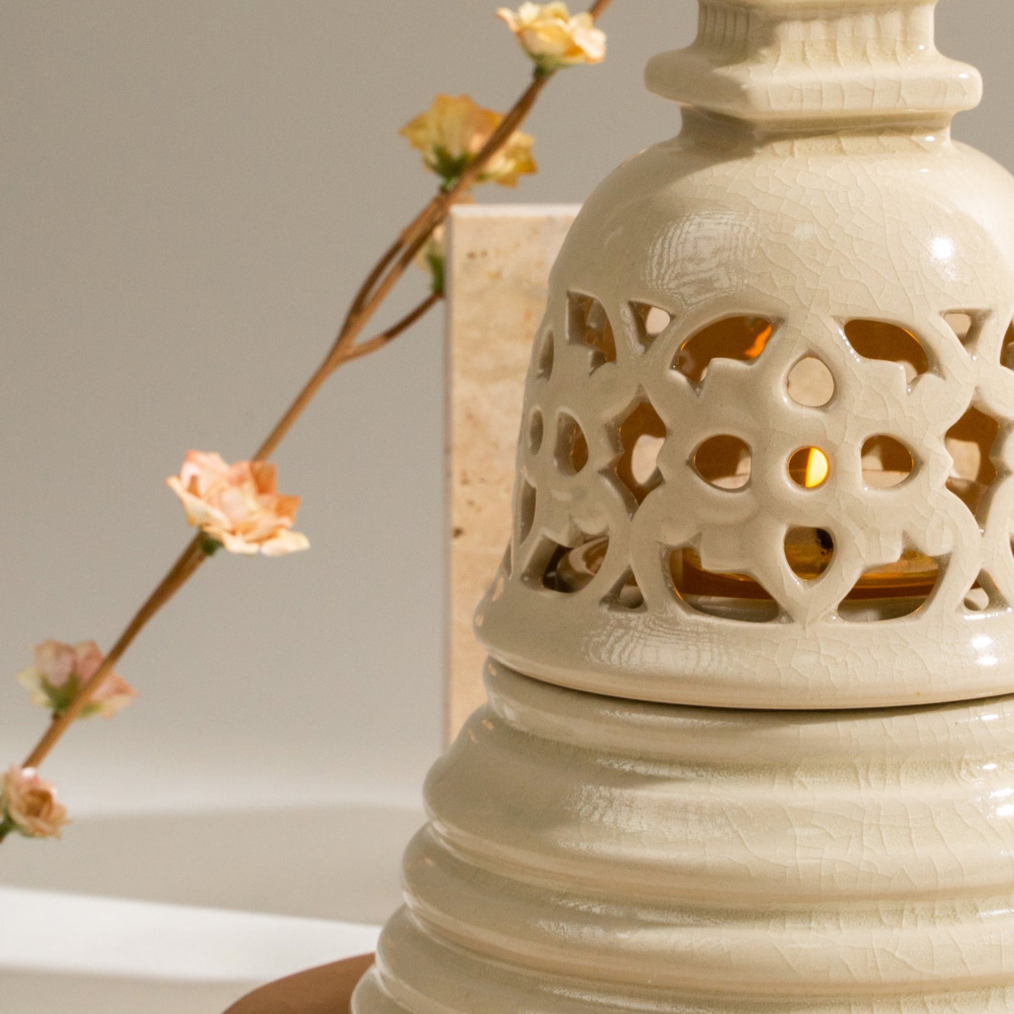 Stupas of Thailand Card_The En-Lightening Stupa: DEmark Award-Winning Thai Heritage Gift_Sleek_5